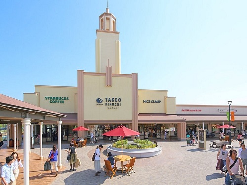 酒酒井PREMIUM OUTLETS
