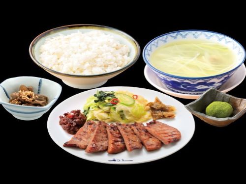 仙台名物~利久牛舌