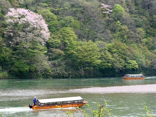 最上川芭蕉舟