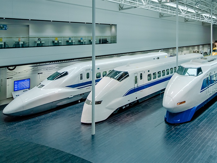 磁浮列車與鐵道館