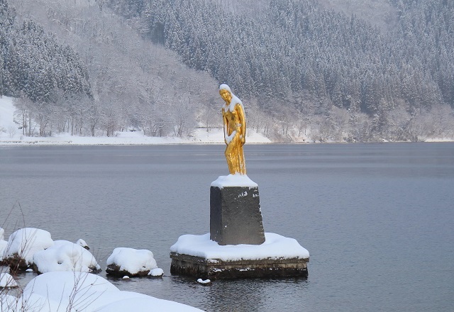 田澤湖