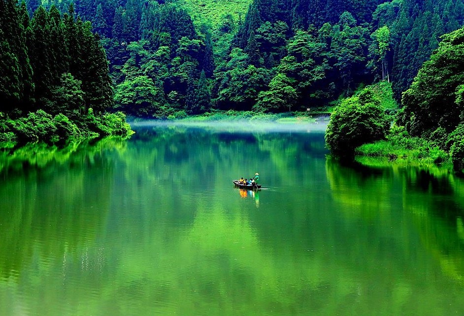 霧幻峽渡船