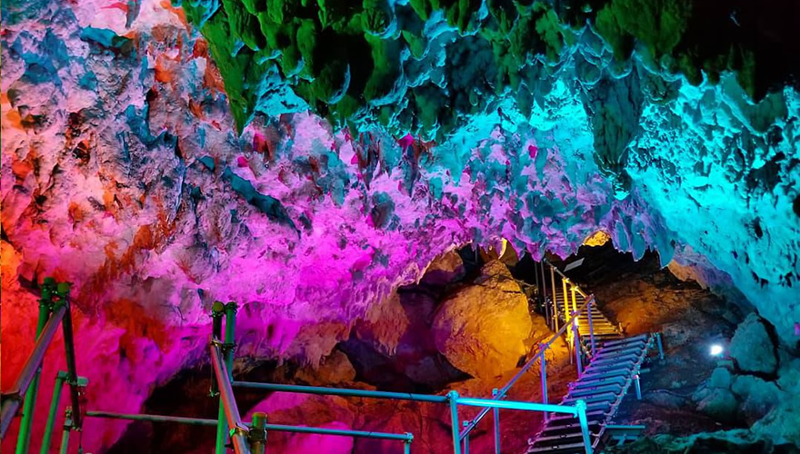 鐘乳石洞CAVE OKINAWA
