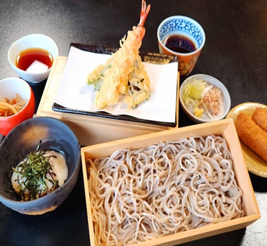 箱根絹引烏龍麵